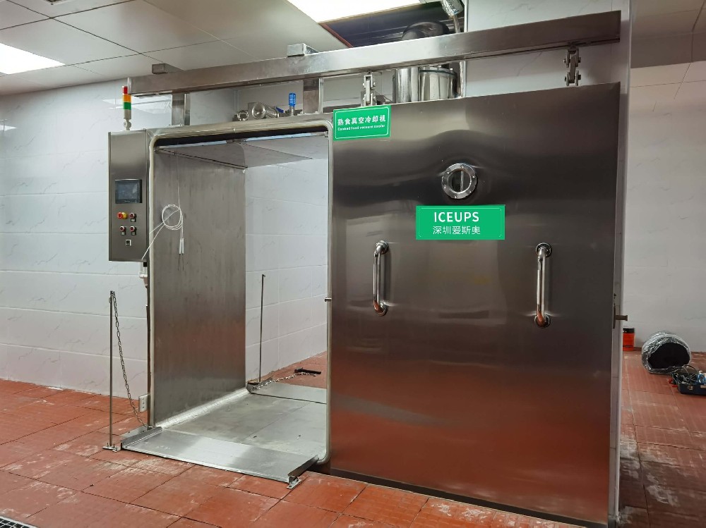 深圳愛(ài)斯奧高端熟食快速冷卻機(jī)，湖北大型食品公司預(yù)制菜項(xiàng)目，安裝調(diào)試完成，即將投入使用，96度以上高溫熟食冷卻到常溫幾分鐘內(nèi)完成，快速跳躍細(xì)菌繁殖溫度，完全避免二次污染，熟食保持原有口味，營(yíng)養(yǎng)成分不丟失。